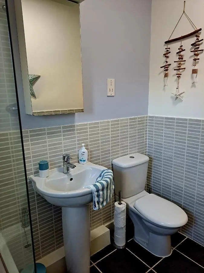 Coastal Apartment With Beach On Your Doorstep! Llanelli